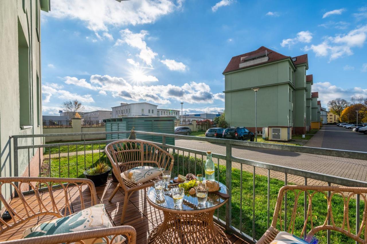 Ruhig - Privatparkplatz - Barrierearm Quiet - Private Car Park - Barrier Apartment Magdeburg