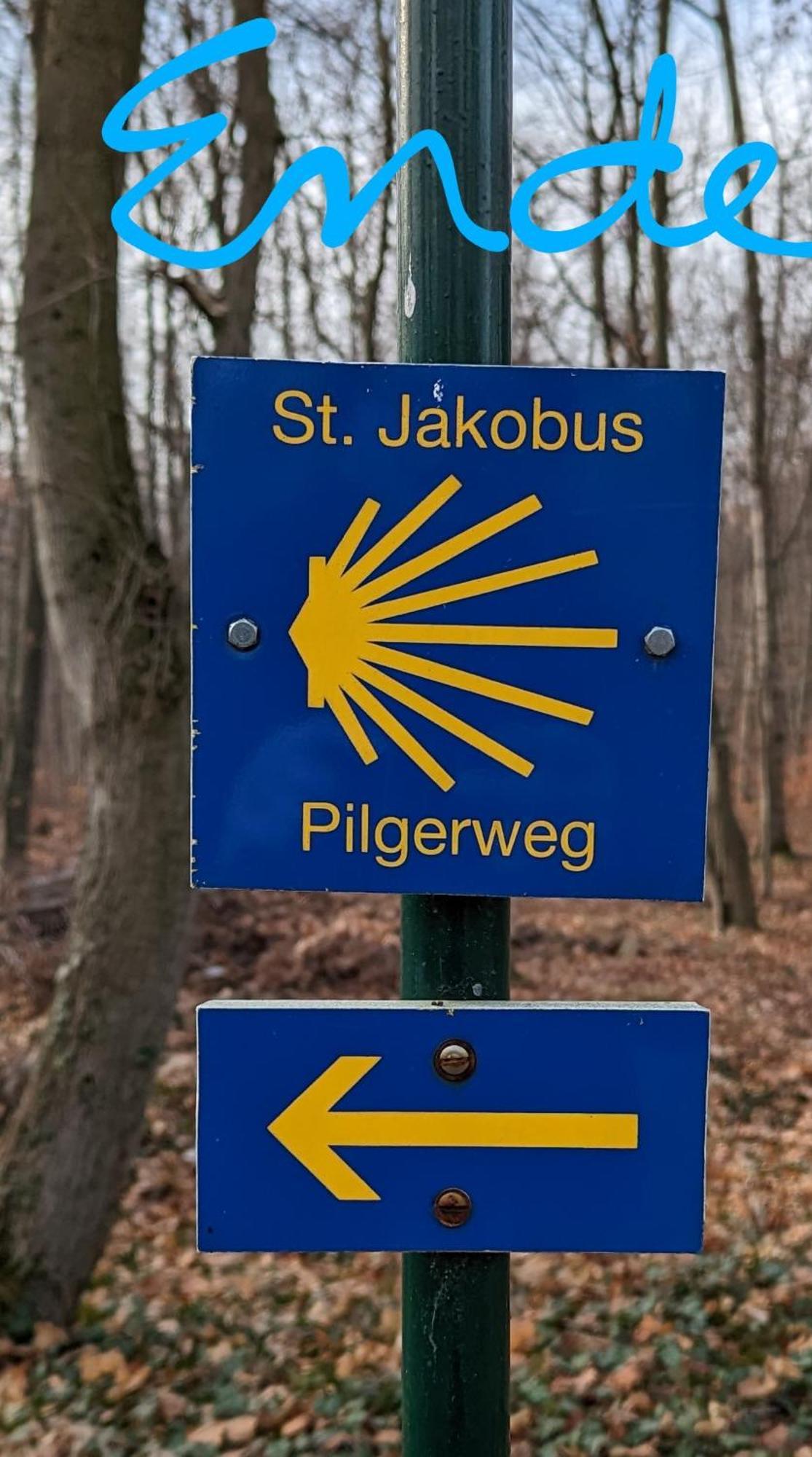 Ruhig - Privatparkplatz - Barrierearm Quiet - Private Car Park - Barrier